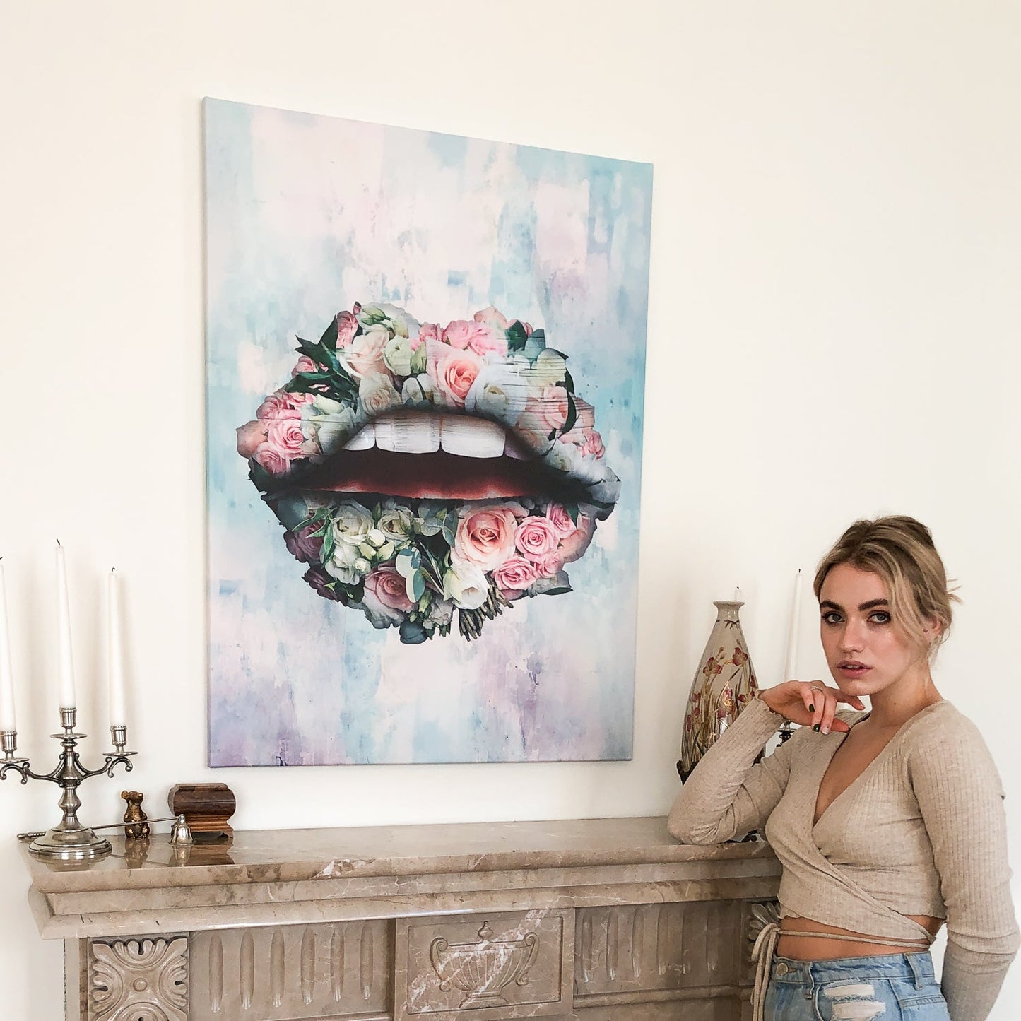 Bouquet Lips canvas art